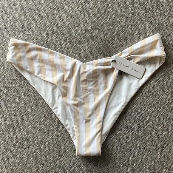 NWT WeWoreWhat Delilah Bikini Bottom size Small - Picture 3 of 5